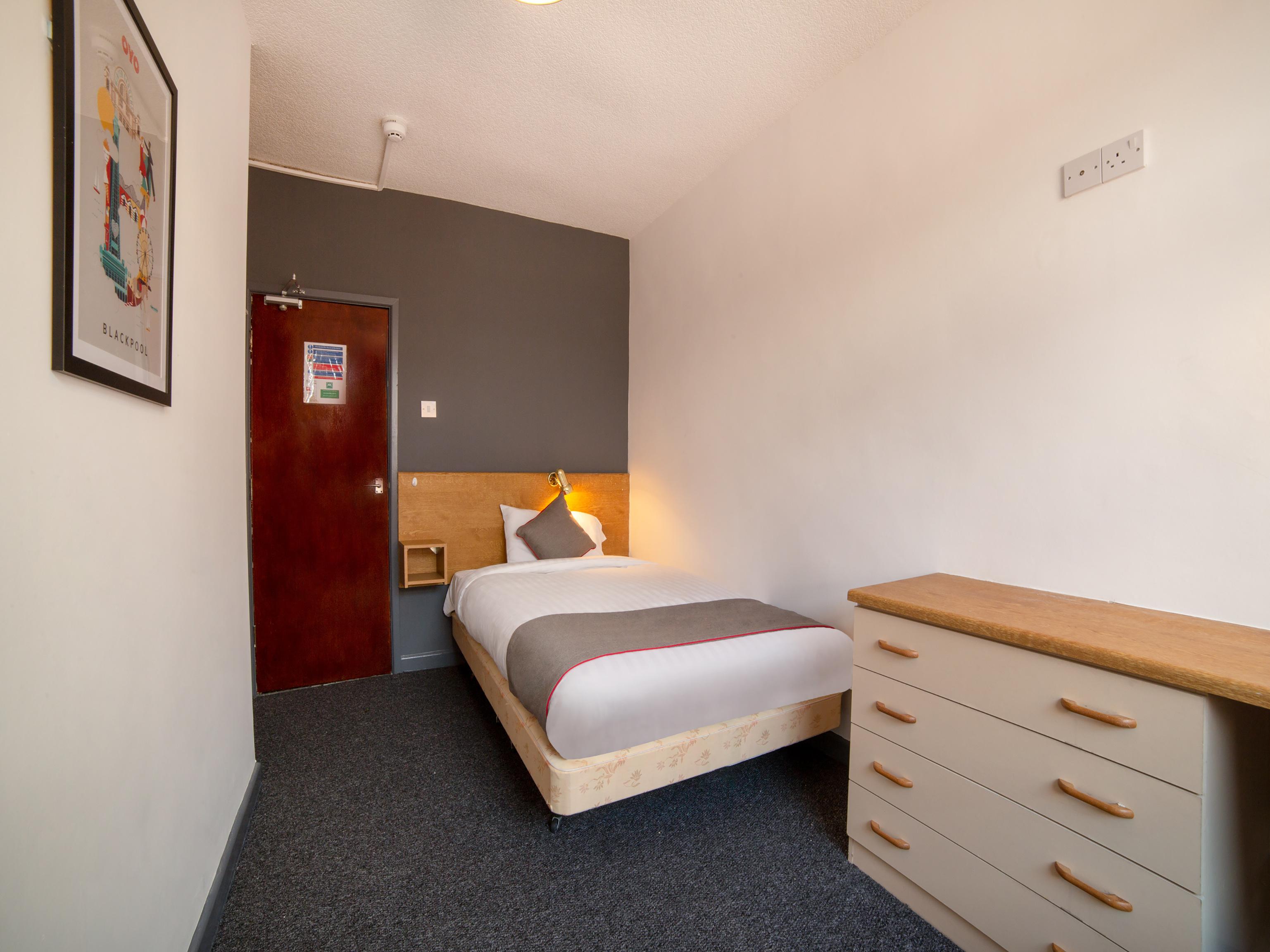 Alumhurst Hotel Блекпул Екстериор снимка