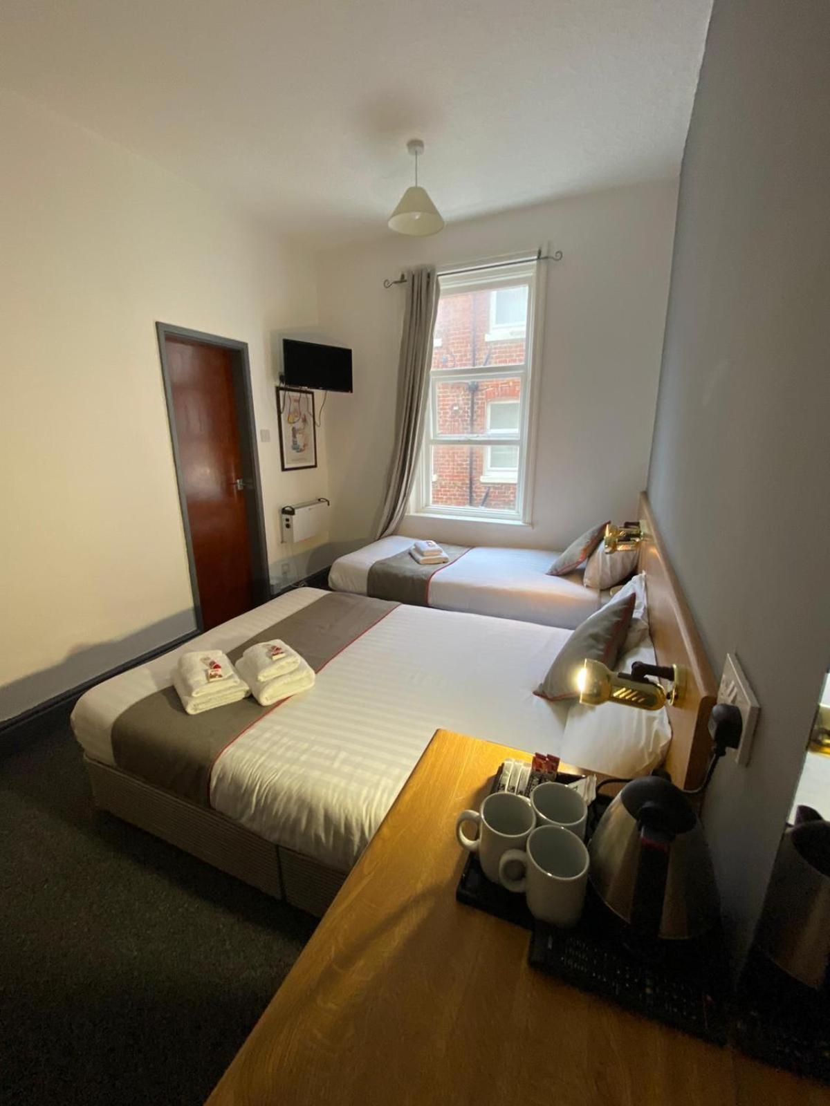 Alumhurst Hotel Блекпул Екстериор снимка